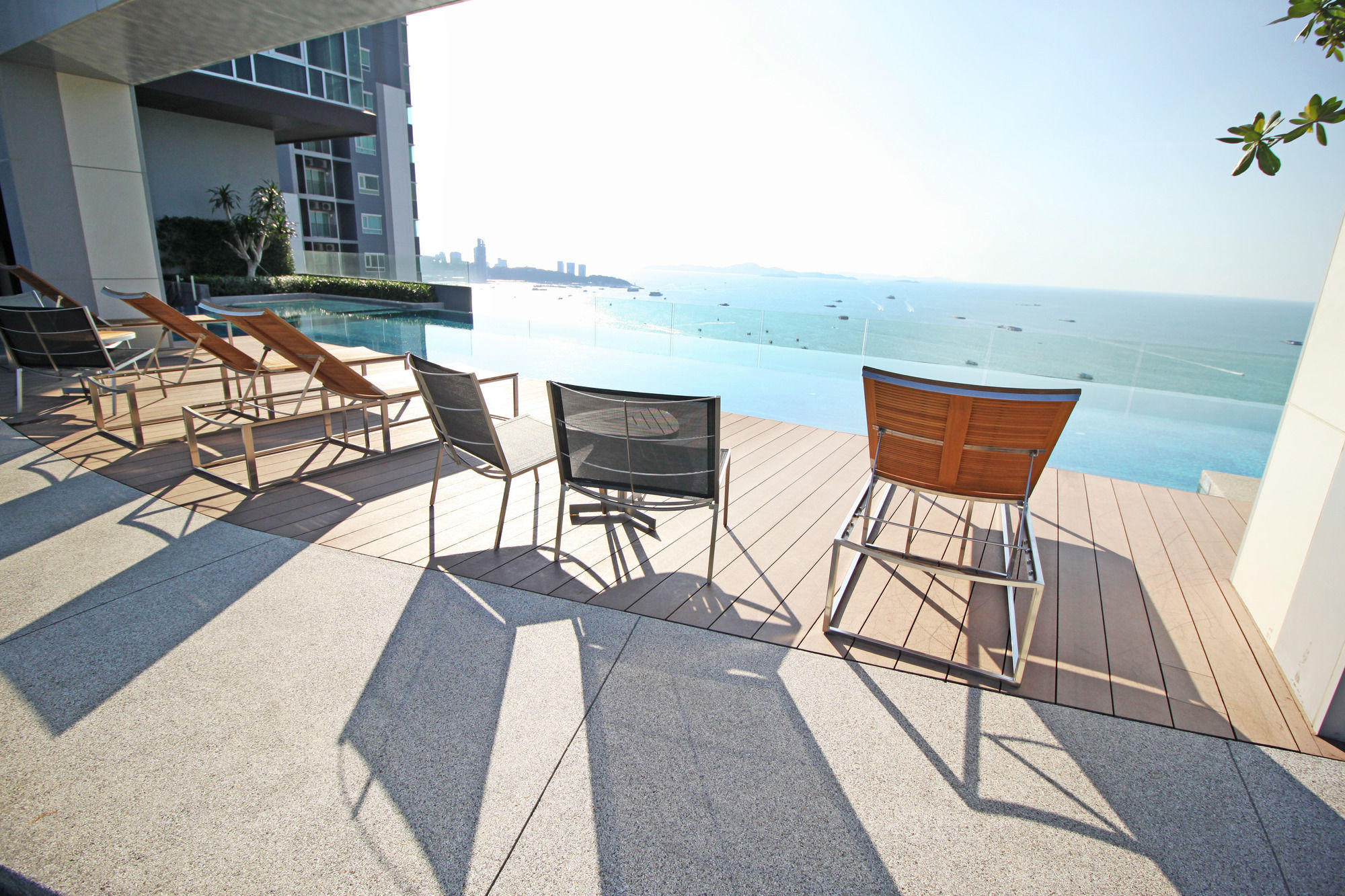 Centric Sea By Pattaya Holiday Bang Lamung Exterior photo