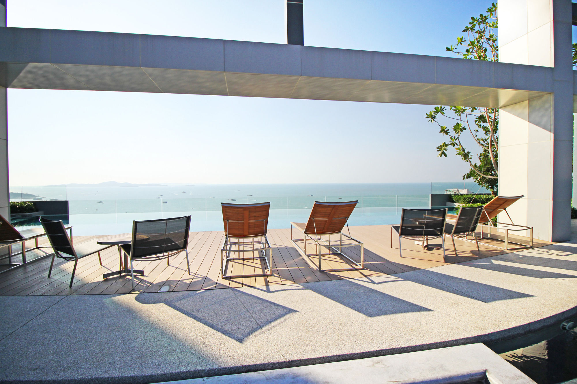Centric Sea By Pattaya Holiday Bang Lamung Exterior photo